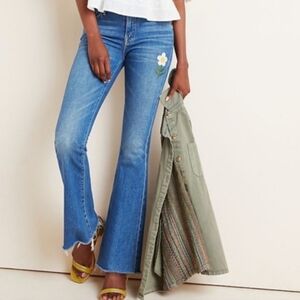 MOTHER The Weekender Fray Jean In Gold Rush Sz 28 Floral Embroidered Boho Flare